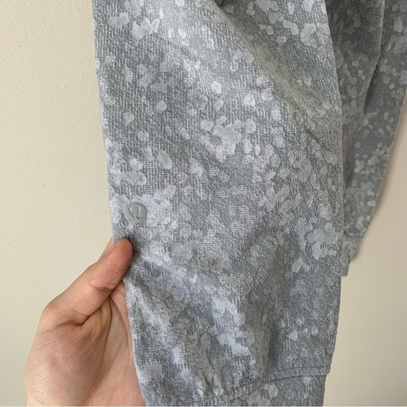 Lululemon Ready to Rulu Jogger Crop Sweat Pants Gray size 0 - Picture 8 of 15